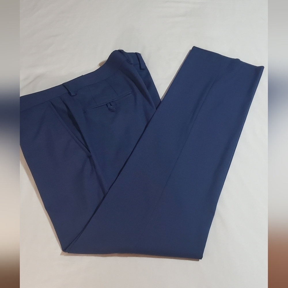 Madison Men's BlueTrousers. Sz 36x32